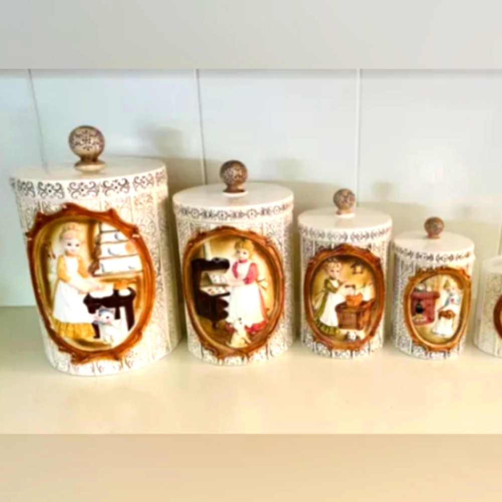 1978 Vintage SEARS &ROEBUCK Pioneer Women 4-Piece Canister Set